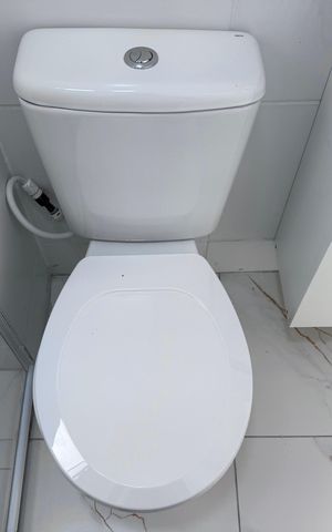 Apartamento à venda com 43m², 2 quartos e 1 vaga Apartamento à venda com 43m², 2 quartos e 1 vagaBanheiro Social