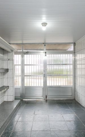 Apartamento à venda com 56m², 3 quartos e sem vaga Apartamento à venda com 56m², 3 quartos e sem vagaHall Social