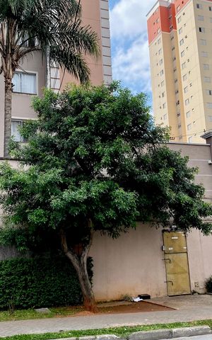 Apartamento à venda com 45m², 2 quartos e 1 vaga Apartamento à venda com 45m², 2 quartos e 1 vagaPlaca instalada na fachada do imóvel