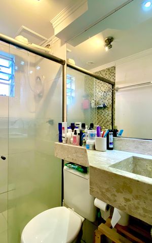 Apartamento à venda com 45m², 2 quartos e 1 vaga Apartamento à venda com 45m², 2 quartos e 1 vagaBanheiro