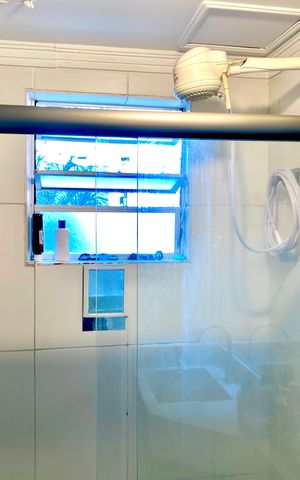 Apartamento à venda com 45m², 2 quartos e 1 vaga Apartamento à venda com 45m², 2 quartos e 1 vagaBanheiro
