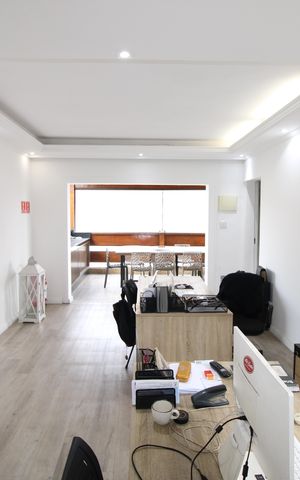 Casa para alugar com 284m², 3 quartos e 5 vagasSala / Cozinha