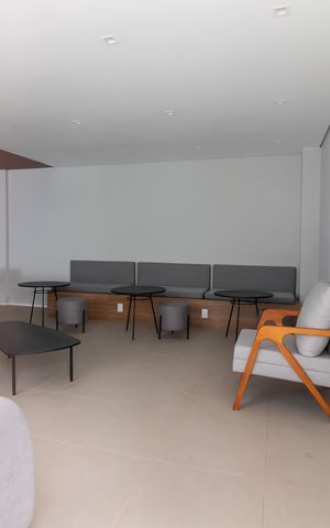 Apartamento à venda com 36m², 2 quartos e sem vaga Apartamento à venda com 36m², 2 quartos e sem vagaÁrea comum - Salão de festas