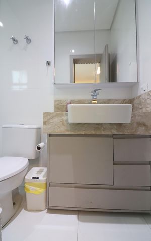Casa à venda com 200m², 3 quartos e 4 vagasSuíte 1 Banheiro
