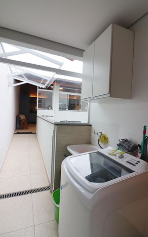 Casa à venda com 200m², 3 quartos e 4 vagasÁrea comum