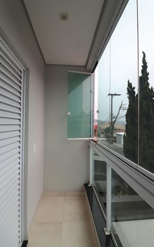 Casa à venda com 200m², 3 quartos e 4 vagasSuíte 1 Sacada 