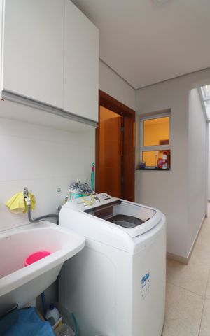 Casa à venda com 200m², 3 quartos e 4 vagasÁrea comum