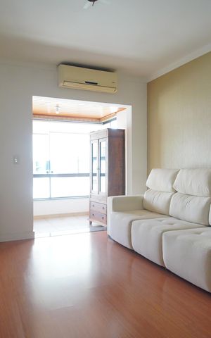 Apartamento para alugar com 83m², 2 quartos e 1 vagaSala