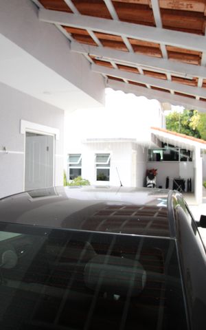 Casa de condomínio à venda com 67m², 2 quartos e 1 vagaGaragem