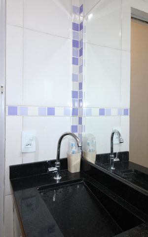 Casa de condomínio à venda com 67m², 2 quartos e 1 vagaBanheiro