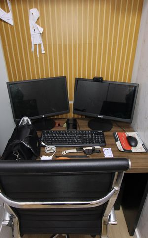 Casa de condomínio à venda com 67m², 2 quartos e 1 vagaEscritório