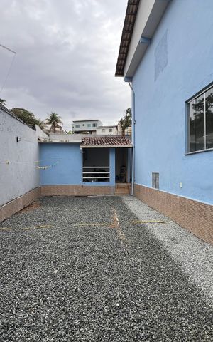 Casa à venda com 280m², 3 quartos e 2 vagas Casa à venda com 280m², 3 quartos e 2 vagasQuintal