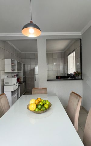 Casa à venda com 280m², 3 quartos e 2 vagas Casa à venda com 280m², 3 quartos e 2 vagasSala de Jantar