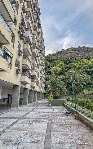Apartamento à venda com 78m², 2 quartos e 1 vaga