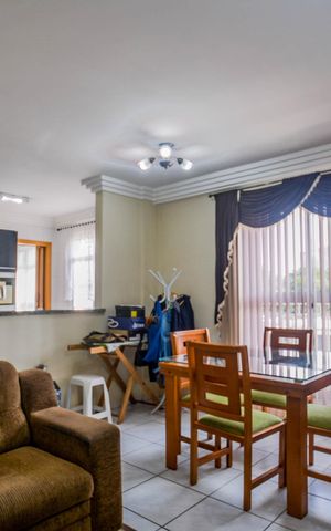 Apartamento à venda com 70m², 2 quartos e 1 vaga Apartamento à venda com 70m², 2 quartos e 1 vagaSala