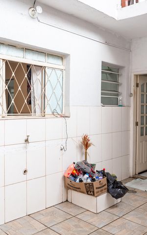 Casa à venda com 249m², 3 quartos e 4 vagasQuintal