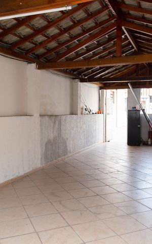 Casa à venda com 249m², 3 quartos e 4 vagasGaragem