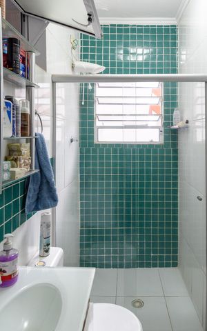 Casa à venda com 249m², 3 quartos e 4 vagasBanheiro social 2