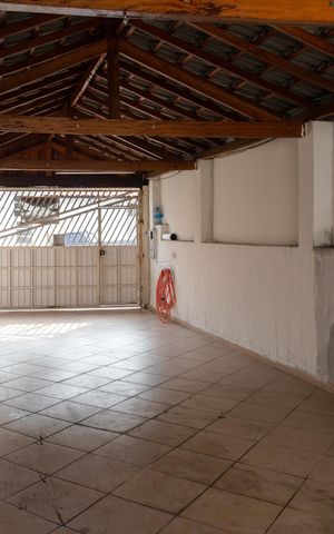 Casa à venda com 249m², 3 quartos e 4 vagasGaragem