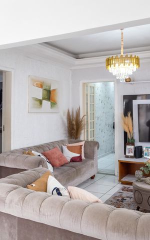 Casa à venda com 249m², 3 quartos e 4 vagasSala