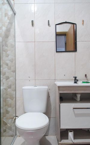 Casa à venda com 120m², 2 quartos e 2 vagasBanheiro