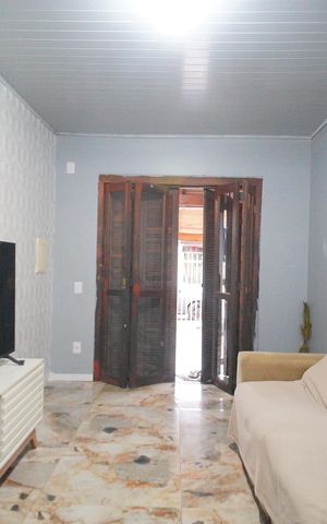 Casa à venda com 120m², 2 quartos e 2 vagasSala