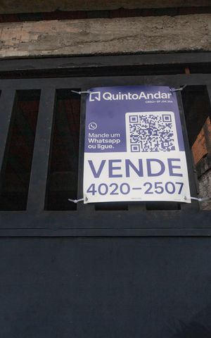 Casa à venda com 150m², 2 quartos e 2 vagas Casa à venda com 150m², 2 quartos e 2 vagasPlaca