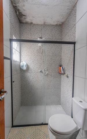 Casa à venda com 150m², 2 quartos e 2 vagas Casa à venda com 150m², 2 quartos e 2 vagasBanheiro da suíte 1