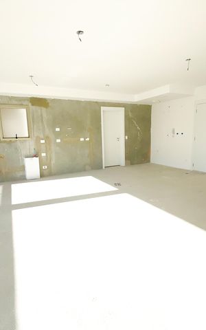Apartamento à venda com 142m², 3 quartos e 2 vagasSala