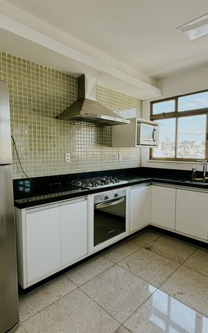 Apartamento para alugar com 170m², 3 quartos e 3 vagas