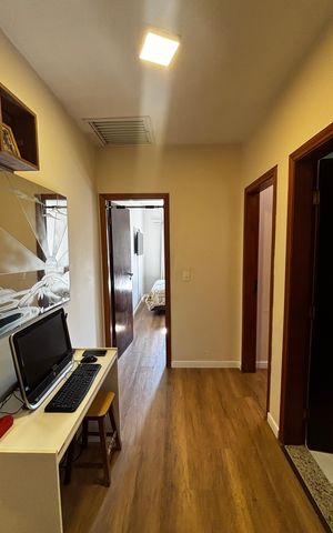 Casa à venda com 225m², 3 quartos e 4 vagasCorredor