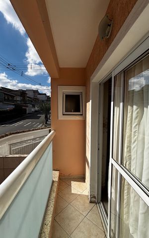 Casa à venda com 225m², 3 quartos e 4 vagasVaranda Sala
