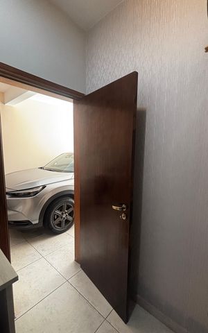 Casa à venda com 225m², 3 quartos e 4 vagasGaragem - Escritorio