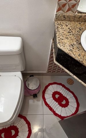 Casa à venda com 225m², 3 quartos e 4 vagasLavabo