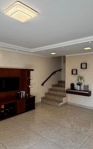 Casa à venda com 225m², 3 quartos e 4 vagasSala - Sala de Jantar