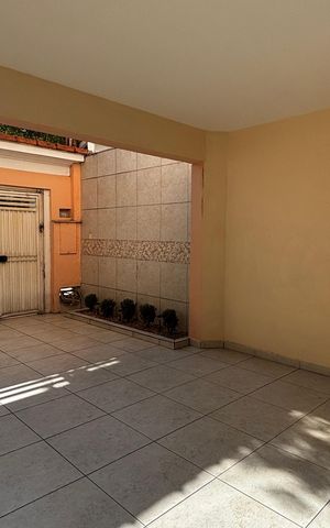 Casa à venda com 225m², 3 quartos e 4 vagasGaragem