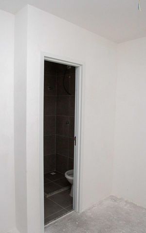 Casa para alugar com 98m², 2 quartos e 2 vagasBanheiro do Quarto 2
