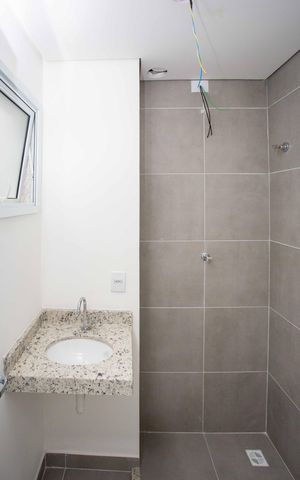 Casa para alugar com 98m², 2 quartos e 2 vagasBanheiro da Suíte 1