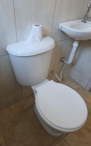 Casa para alugar com 70m², 2 quartos e sem vagaBanheiro