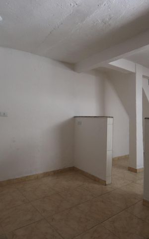 Casa para alugar com 70m², 2 quartos e sem vagaSala