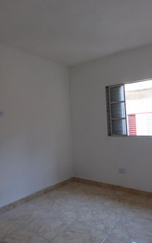 Casa para alugar com 70m², 2 quartos e sem vagaQuarto 1