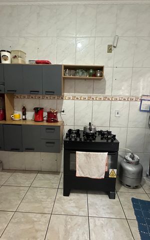 Casa à venda com 140m², 3 quartos e 2 vagas Casa à venda com 140m², 3 quartos e 2 vagasCozinha