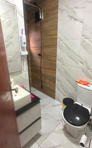 Casa à venda com 140m², 3 quartos e 2 vagas Casa à venda com 140m², 3 quartos e 2 vagasSuíte
