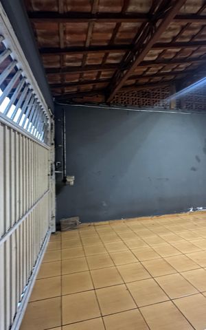 Casa à venda com 140m², 3 quartos e 2 vagas Casa à venda com 140m², 3 quartos e 2 vagasGaragem