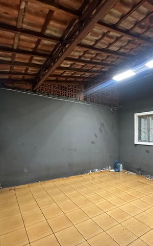 Casa à venda com 140m², 3 quartos e 2 vagas Casa à venda com 140m², 3 quartos e 2 vagasGaragem
