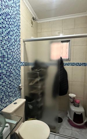 Casa à venda com 140m², 3 quartos e 2 vagas Casa à venda com 140m², 3 quartos e 2 vagasBanheiro 1