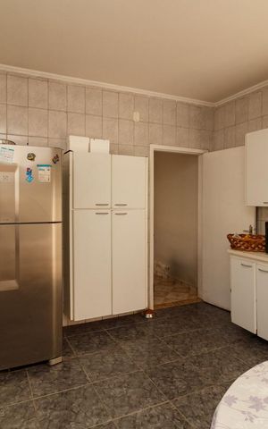 Casa à venda com 380m², 3 quartos e 5 vagasCozinha