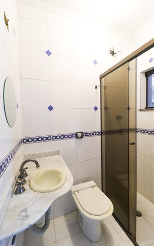 Casa à venda com 120m², 3 quartos e 2 vagas