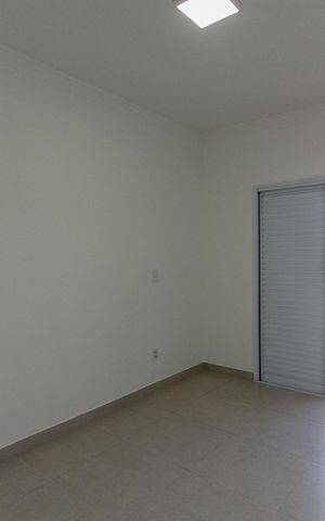 Casa à venda com 99m², 3 quartos e 2 vagas Casa à venda com 99m², 3 quartos e 2 vagasQuarto 1 - Suíte