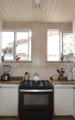 Casa à venda com 272m², 3 quartos e 2 vagasCozinha
